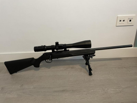 Vendo mi carabina Marlin XT-22 del calibre 22 LR junto con el visor VisionKing 10-40x56 tal como aparece 01