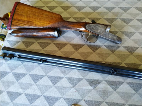 Vendo esta escopeta cal.16, es expulsora y a pesar del cariño que le tengo (era y se encargó expresamente 00