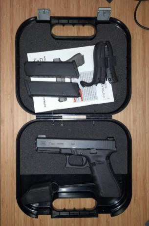 Vendo


Marca: Glock
Modelo: 17 gen 4
Calibre: 9mm Pb
Guía: F
Precio:  480 Euros     440 Euros  

Caja 02