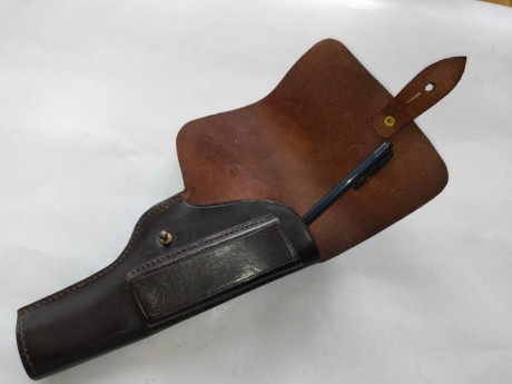 Hola, pongo este anuncio para ir quitandome fundas de pistola repetidas, tanto replicas como originales 130