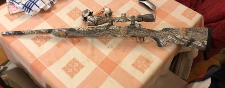 Hola , un amigo vede este rifle es un SAVAGE SNOW CAMO PREDATOR EN calibre 243 vende todo el conjunto 10