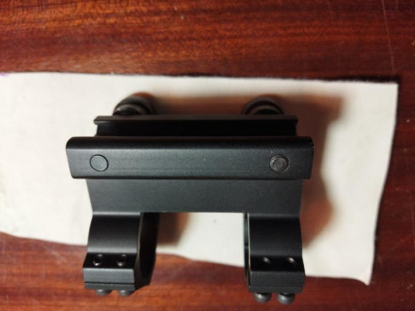 Carril convertidor de 11 a Weber 22
Monturas táctica carril picantilly de 30
Precio 50€ cada uno 02