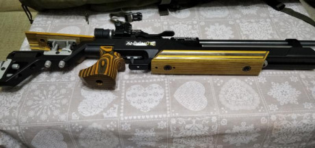 Buenas, por dejar afición pongo en venta mi carabina. 

Todos los accesorios incluido, guante, funda, 10
