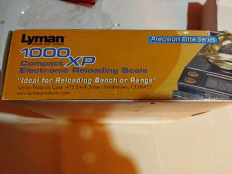 Vendo bascula digital liman 1000xp
Por no utilizar 
Funciona perfectamente
Precio 40€ 
Con envío incluido 00