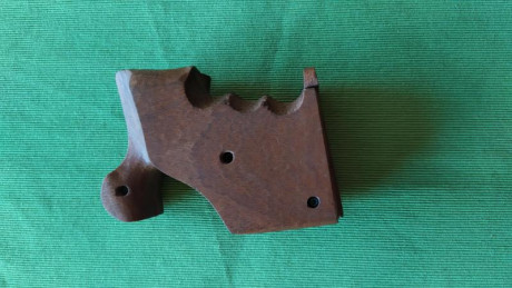 Hola a tod@s,
vendo  cachas anatomicas para  S&W 686, armazón L,  de zurdo y  sin estrenar, 
45 euros, 10