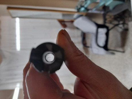 Vendo esta Walther OSP recamarada por armero al 22lr, de hecho esta guiada en F como 22lr.  Tiene mejorado 11