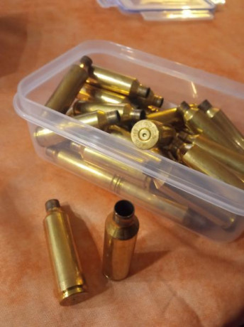 Vendo 32 vainas cal 270 WSM de marca NORMA con un disparo.
25€ con envío a la península.
Contacto por 00