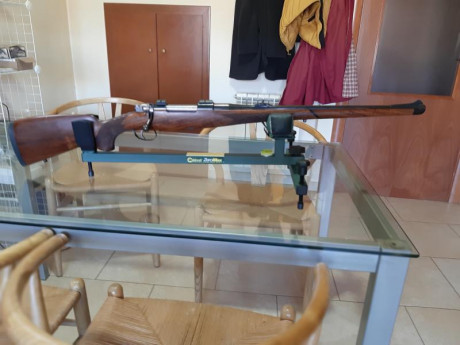 Vendo este rifle, fabricado en Namur, Belgica. Cerrojo tipo M98 afinado, con cañón de 56 cm.
Disparador 02