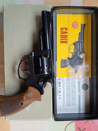 RESERVADO
Vendo revolver Astra cadix del 22, guiado en F 150€
Cambiaría por puntas de 9mm , plomo no 00