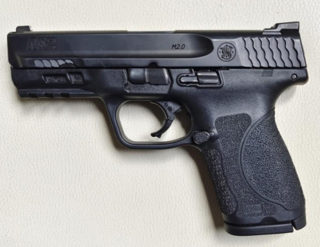 Cambio pistola Smith & Wesson m&p9 2.0 compact 4" 9 mm con dos cargadores y funda interior 01