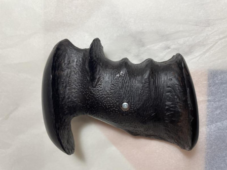 Vendidas. Se puede cerrar.
Cachas anatómicas para Astra Match
Son de baquelita o polímero muy duro. Talla 02