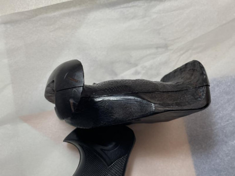 Vendidas. Se puede cerrar.
Cachas anatómicas para Astra Match
Son de baquelita o polímero muy duro. Talla 01