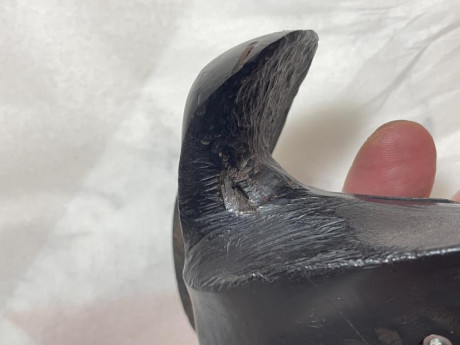 Vendidas. Se puede cerrar.
Cachas anatómicas para Astra Match
Son de baquelita o polímero muy duro. Talla 11