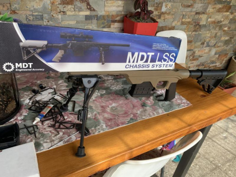 Pues lo compre por capricho y yo no practico el tiro lo tuve montado en un 700 sps tactical 
El bipode 01