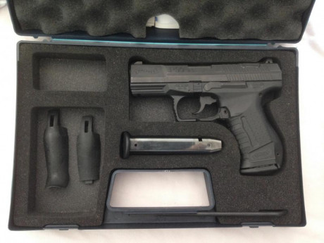 Vendo Walther P99 Cal. 9pb. en muy buen estado, ya que apenas se ha usado.
En su maletín y con dos cargadores. 02