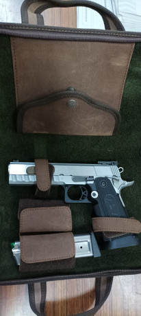 Buenas tardes, un compañero me ha pedido que le anuncie una pistola para poner a la venta.
Se trata de 02