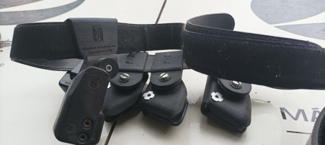 Buenas tardes, un compañero me ha pedido que le anuncie una pistola para poner a la venta.
Se trata de 11