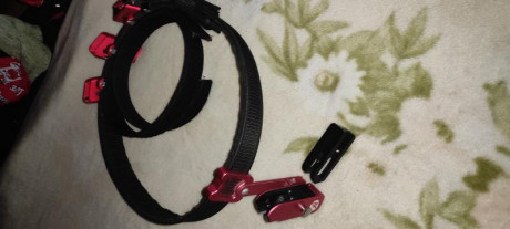 Cinto de 135 cm, todo DoubleAlpha, casette glock
Lo que se ve, 290€
Con dos casettes 61