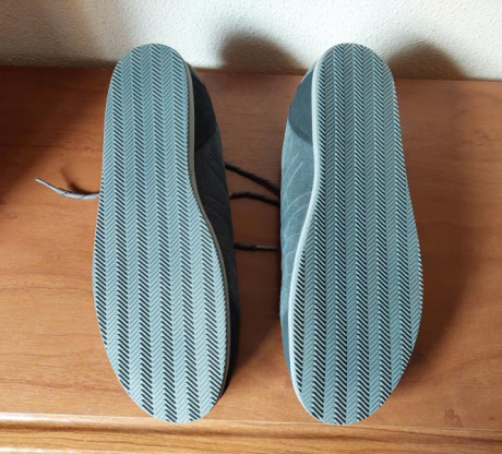 Vendo zapatos de tiro talla 44 con 2 puestas.
Pido 90 euros.
Estan en Alicante. 11