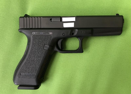 HOLA
EN ALMERÍA
Vendo una de mis Glock, para hacer cupo para otro proyecto. Glock 17 de segunda generación 01