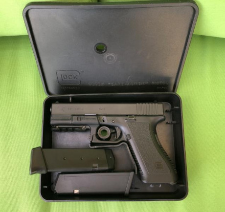 HOLA
EN ALMERÍA
Vendo una de mis Glock, para hacer cupo para otro proyecto. Glock 17 de segunda generación 00