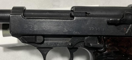 La P38 fue la primera pistola de doble acción militar. En venta una Walther P38 fabricada en 1943 para 10