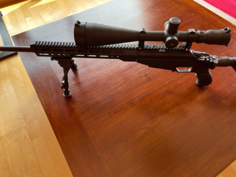 Vendo rifle táctico Tikka 308win.
Está nuevo a estrenar. 
Equipado con mira sightron 10-50x60, monturas 02