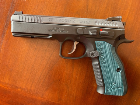 Vendo armar corta calibre 9mm
CZ Shadow 2 azul
Nueva a estrenar, con 3 cargadores y maletín .
Interesados, 01