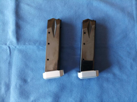 Vendo dos cargadores apenas sin uso para Pardini PC9 / GT9
40€ cada uno.
Un saludo. 01