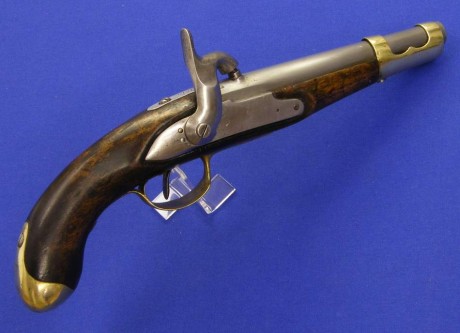 Voy a colocar unas fotos de un arma larga alemana de llave de mecha del siglo XVI. 00