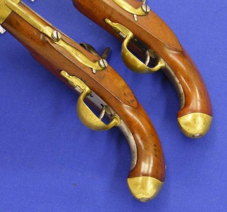 Voy a colocar unas fotos de un arma larga alemana de llave de mecha del siglo XVI. 71