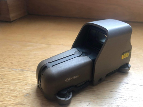 Vendo holografico EOTECH 553 A65 original, no réplica de airsoft, en color FDE, muy difícil de conseguir, 22