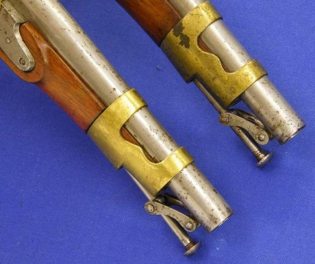 Voy a colocar unas fotos de un arma larga alemana de llave de mecha del siglo XVI. 82