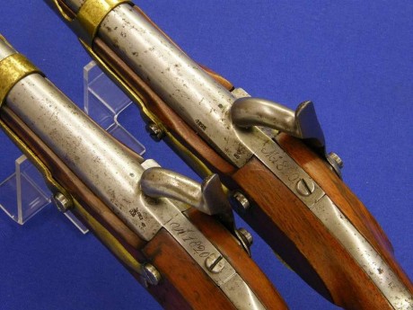 Voy a colocar unas fotos de un arma larga alemana de llave de mecha del siglo XVI. 80