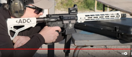 ARMI DALLERA CUSTOM AR9 CARBINE
https://www.adccustom.com/ar9-carabine-2/?lang=en

La Vende Arminc 

 90