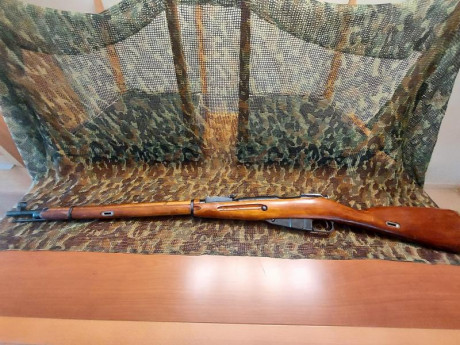 Buenas
Pongo a la venta mosin nagant año 1939 procedente de arsenal con números coincidentes. Bayoneta 01