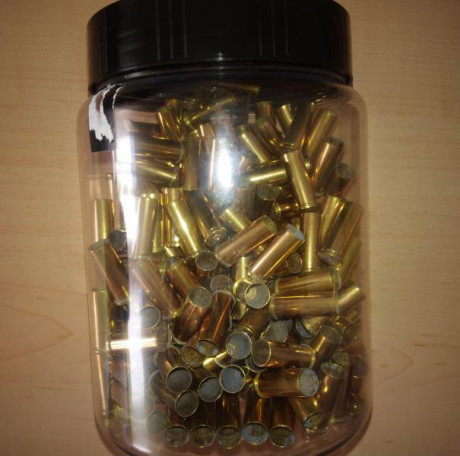 Por pasarme a precisión 9 Pb. vendo mi carro del calibre .32 S&W Long Wadcutter para Walther GSP.
El 10