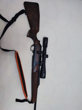 Un amigo vende estos dos equipos: Browning Maral 300 wm, monturas apel completas y visor Delta Optical 02