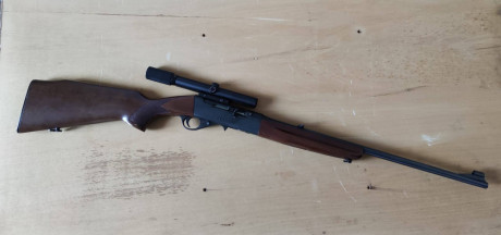 Vendo carabina marca Anschütz modelo 525 Semiautomática calibre 22, incluido cargador de 10 cartuchos 01