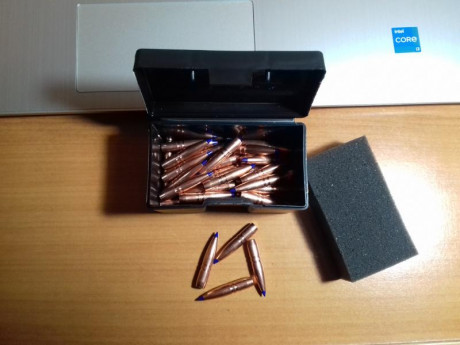 Vendo 41 proyectiles Barnes LRX del 6,5 y 127 grs de peso, por cambio de calibre.
Precio.- 35 €.
Los rebajo 00