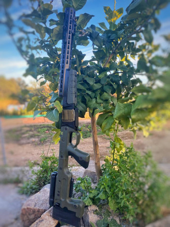 Buenos días,

Vendo chasis Accuracy international AX para Remington 700 short action.
Muy cuidada.
Precio 01