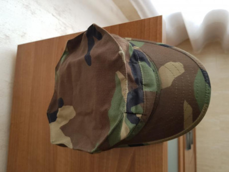 Original USA teresiana marines. Talla S americana. 

30 más el envío certificado 01