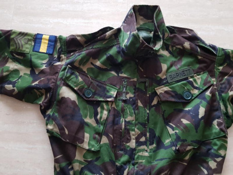 Chaquetón paracaidista británico original. Talla XL.
60  más el envío certificado por correos. 00