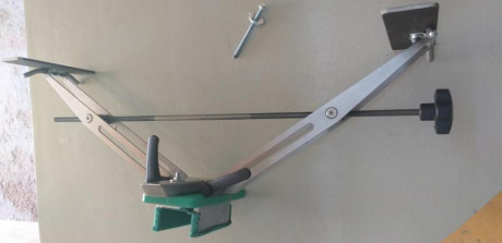 Saludos a todos. Limpiando cosas pongo en venta este bipode. Esta en Valencia ciudad
El precio es de 160 00