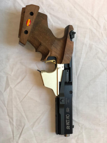 Vendo pistola Morini Mod. CM 22 M RF del calibre 22, prácticamente nueva. Precio 700€ La pistola se encuentra 00