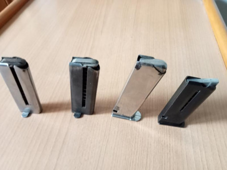 Muy buenas
Vendo estos  cargadores en buen estado y perfecto funcionamiento.
Astra 300 niquelado del 9 00