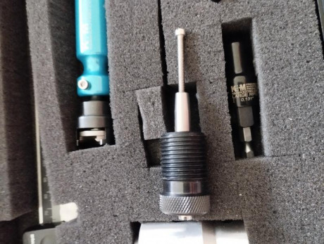 Pues eso, vendo lo que me queda de material de recarga, preguntas y fotos por privado!!!
Graneador Frankford 10