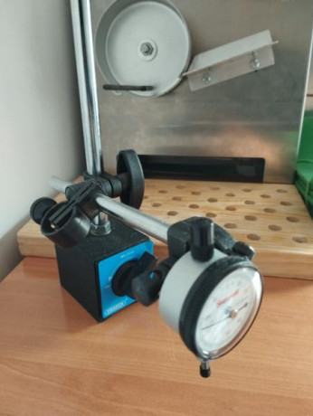 Pues eso, vendo lo que me queda de material de recarga, preguntas y fotos por privado!!!
Graneador Frankford 40