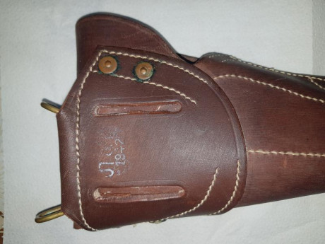 Se vende Funda Original para 45  1911 Marca JT
Fabricada en el 1942 el precio con Portes en Peninsula 01