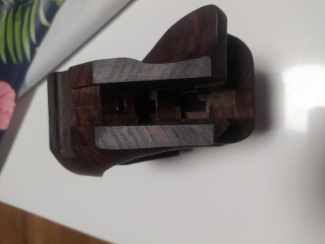 Vendo cacha rink para pistola libre Morini nueva a estrenar talla XL precio 200€. 00